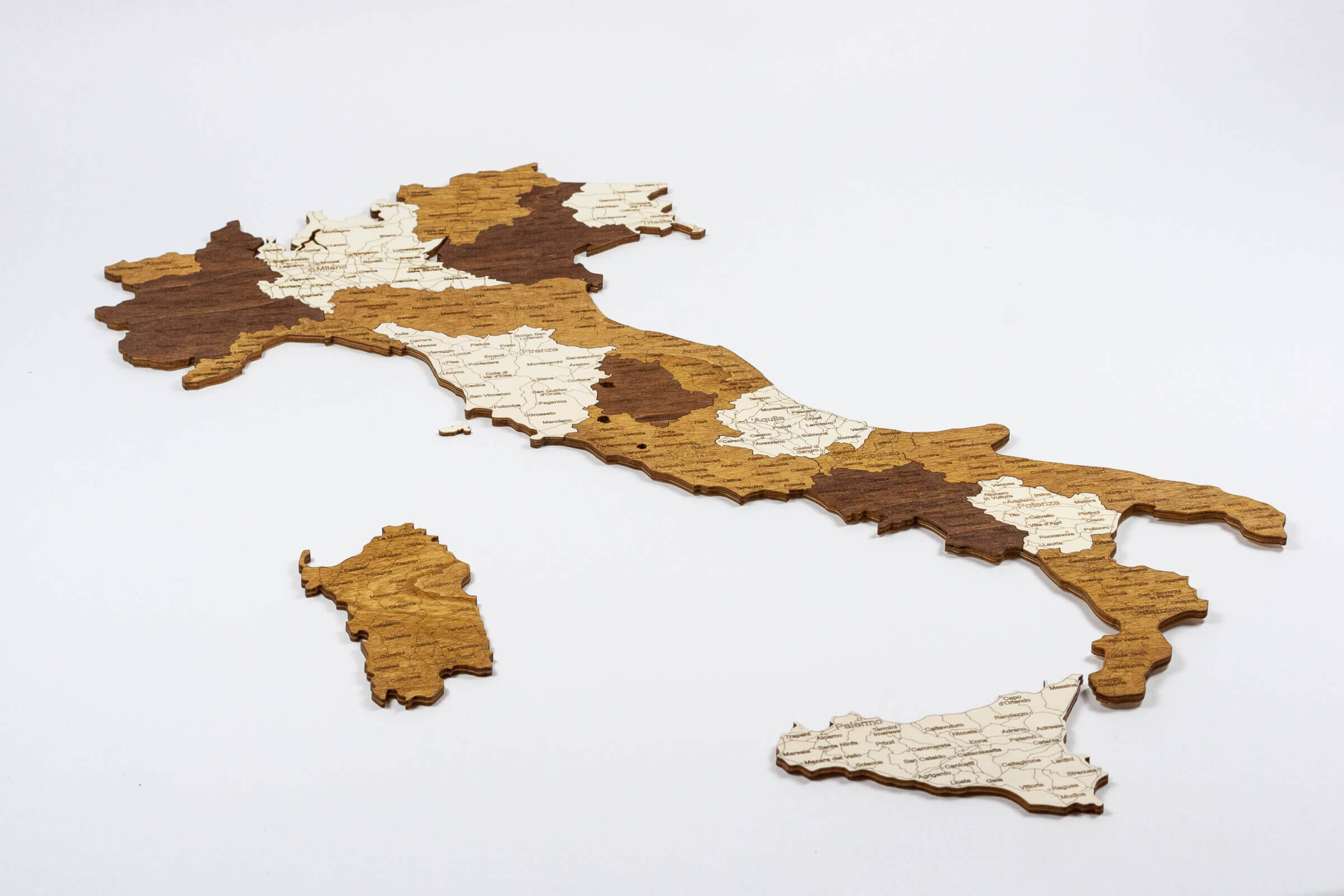 Wooden Map of Belgium - 68travel